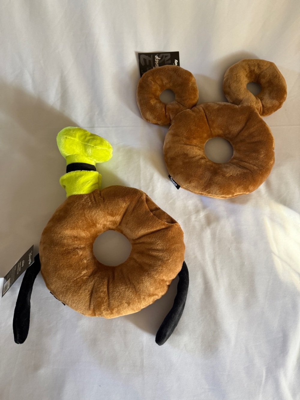 Disney Chewy Exclusive Plush Mickey & Goofy Donut Squeak & Crinkle Toy Set - Picture 3 of 14